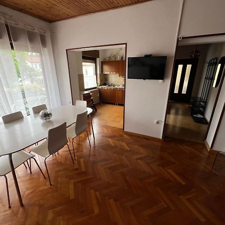 Apartma Magnolija โนวาโกริคา ภายนอก รูปภาพ